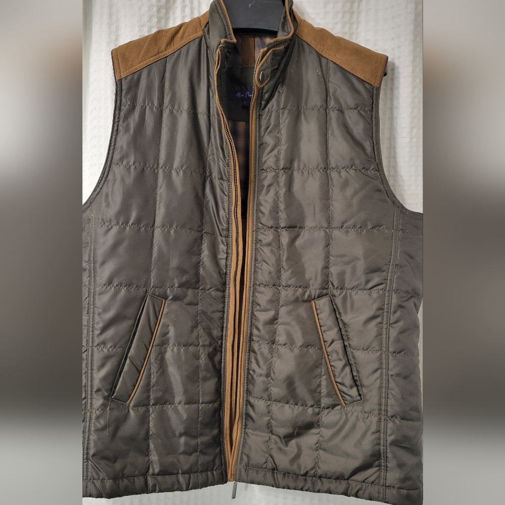 Alan Flusser Quilted Vest. Mens Large